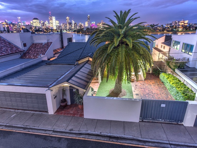 63 Laidlaw Parade, East Brisbane QLD 4169