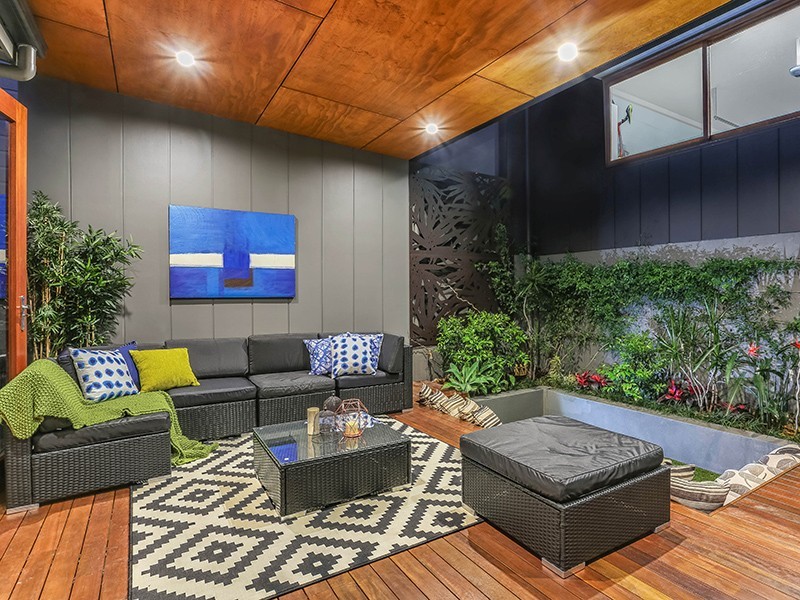 12 Davidson Terrace, Teneriffe QLD 4005