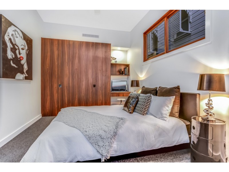 12 Davidson Terrace, Teneriffe QLD 4005