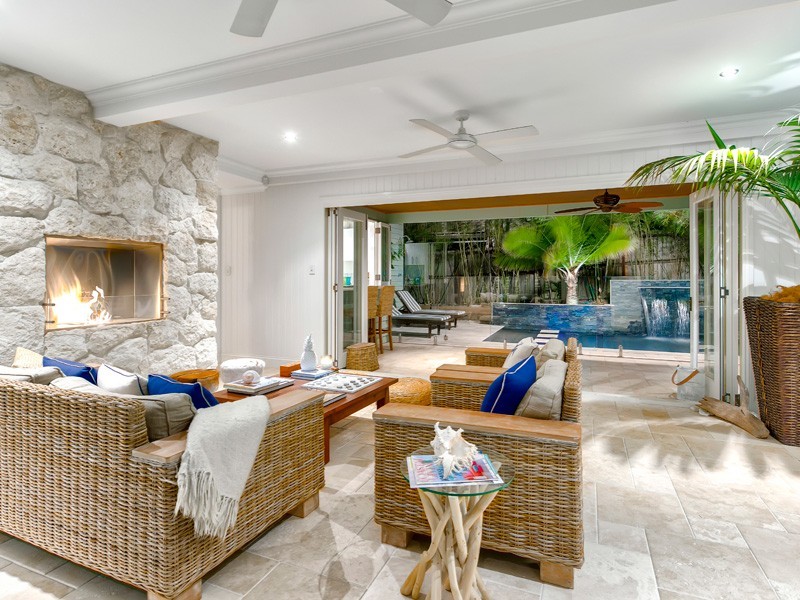 10 Lomond Terrace, East Brisbane QLD 4169