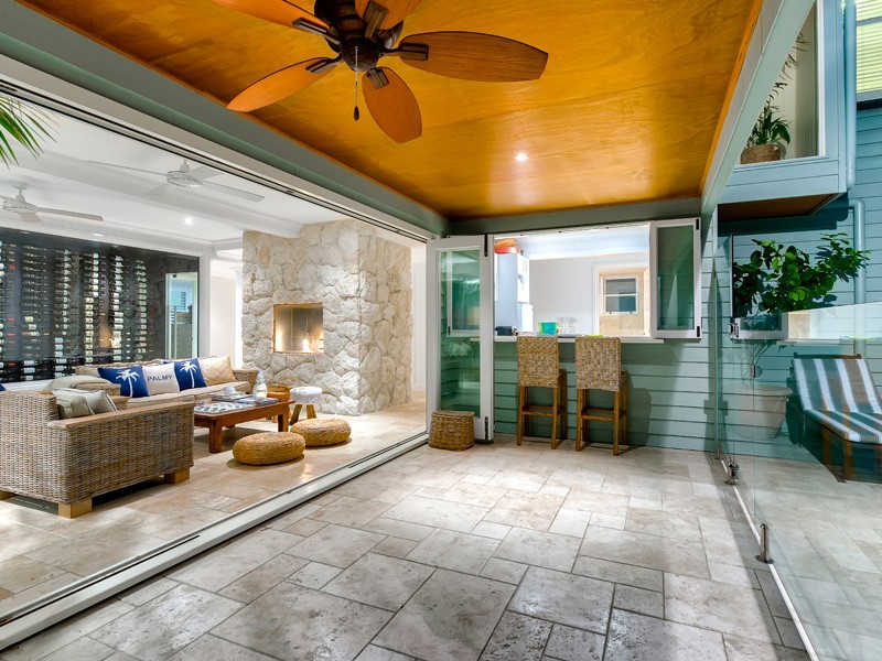 10 Lomond Terrace, East Brisbane QLD 4169