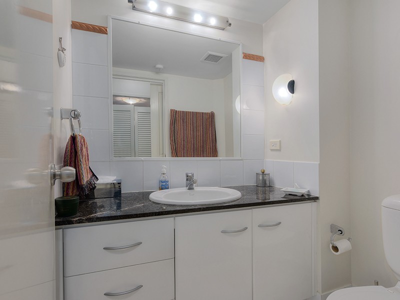 65/135 Macquarie Street, Teneriffe QLD 4005