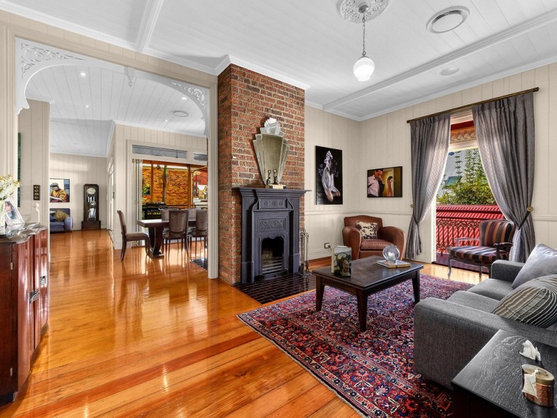 60 York Parade, Spring Hill QLD 4000