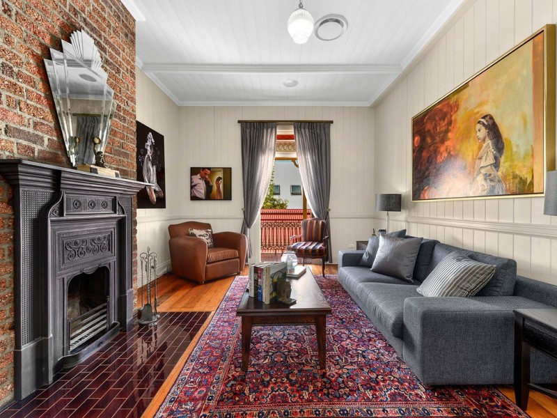 60 York Parade, Spring Hill QLD 4000