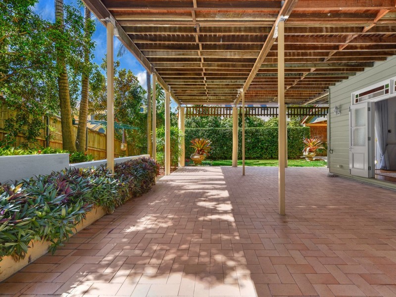 60 York Parade, Spring Hill QLD 4000