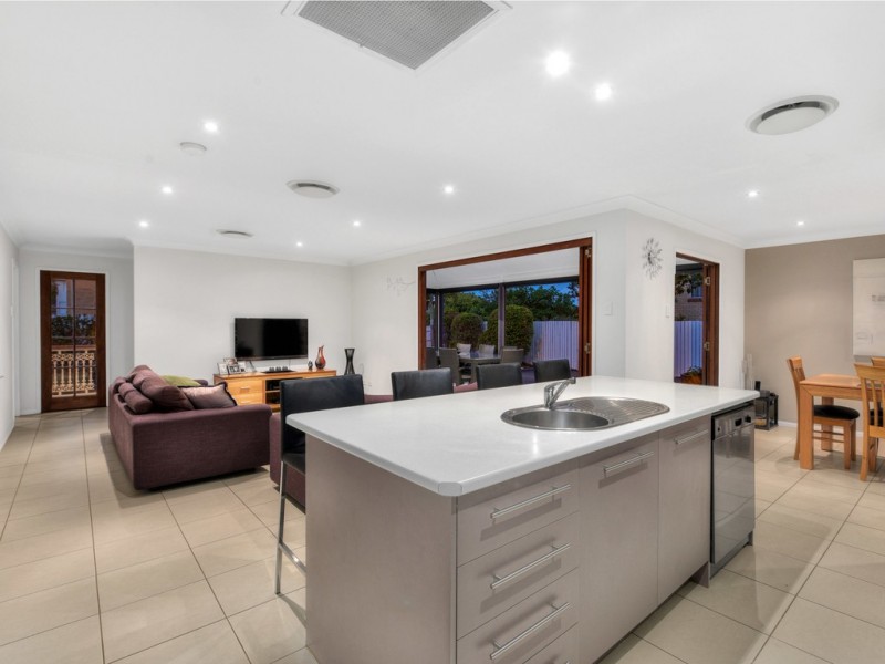 37 Noble Street, Clayfield QLD 4011