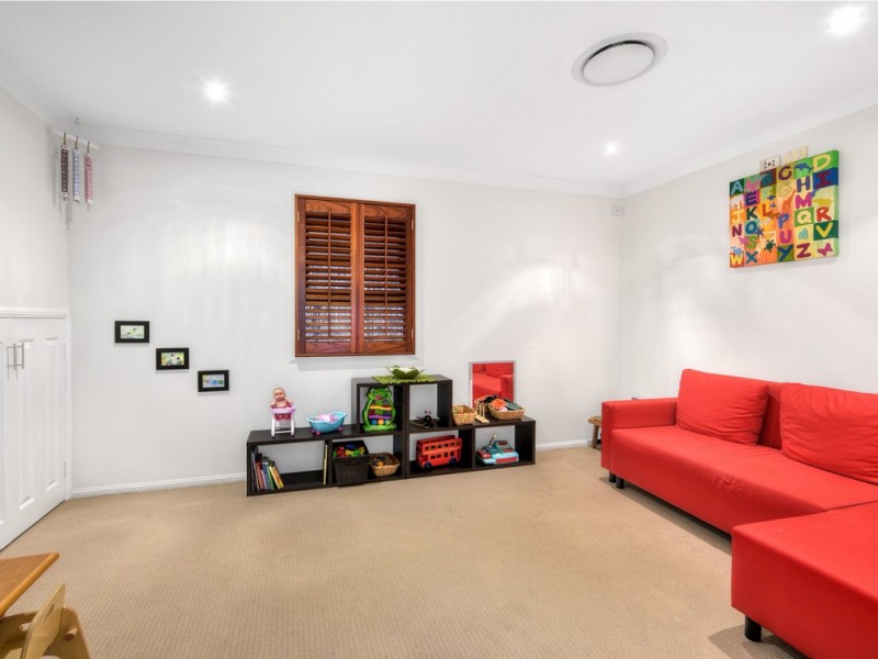 37 Noble Street, Clayfield QLD 4011