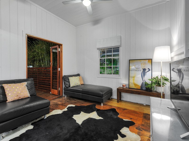 77 Allen Street, Hamilton QLD 4007