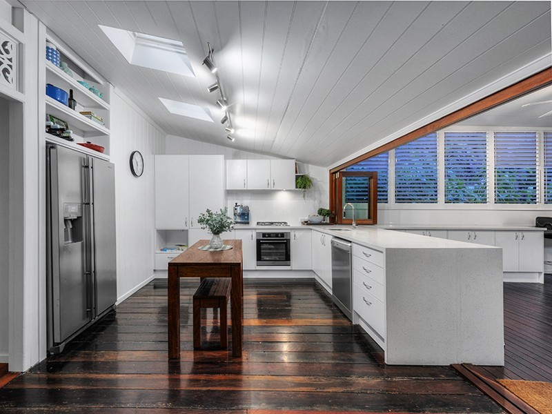 77 Allen Street, Hamilton QLD 4007