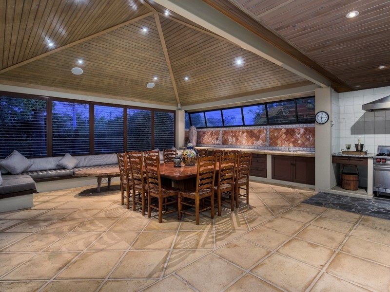 8 Otway Street, Holland Park QLD 4121