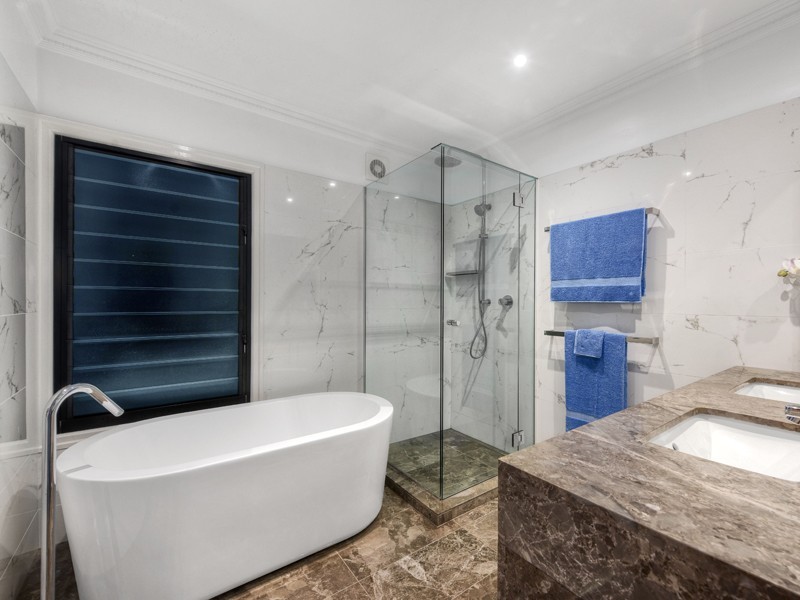 70 Thomas Street, Auchenflower QLD 4066