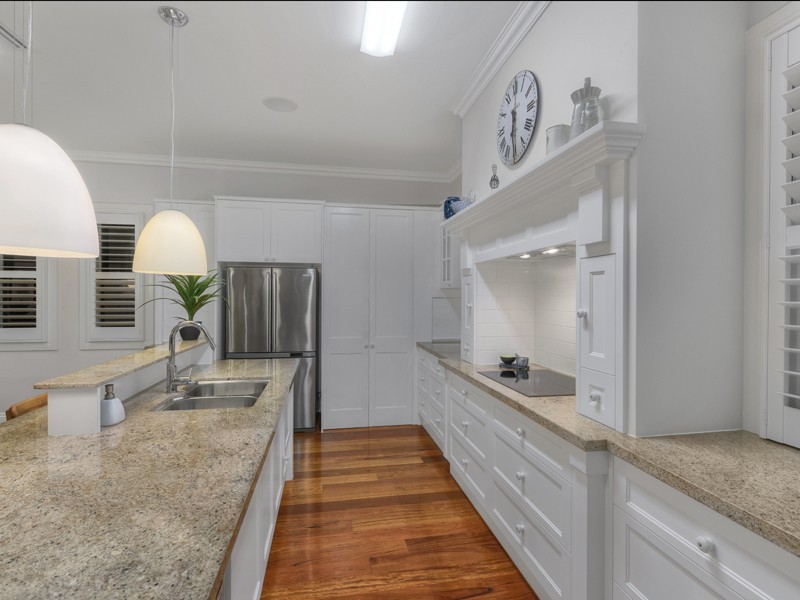 20 Fuljames Lane, New Farm QLD 4005