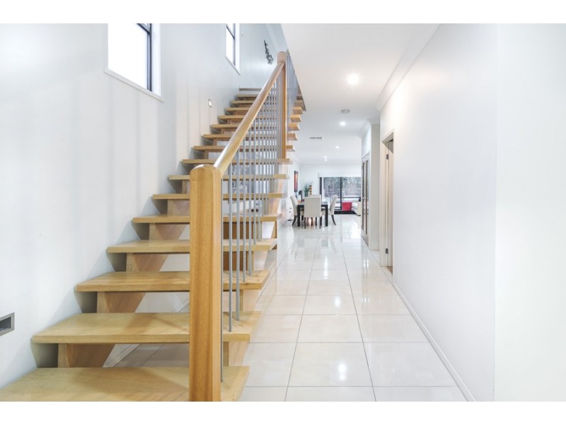 12 Long Street, Hendra QLD 4011