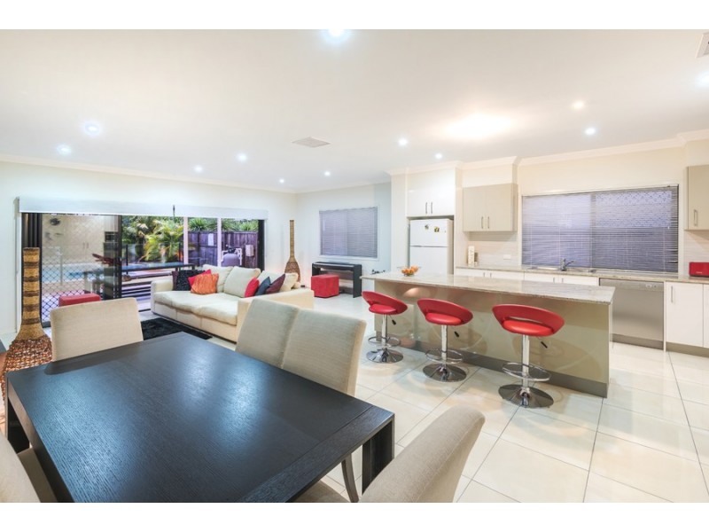 12 Long Street, Hendra QLD 4011