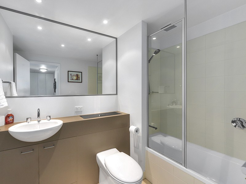 136/71 Beeston Street, Teneriffe QLD 4005