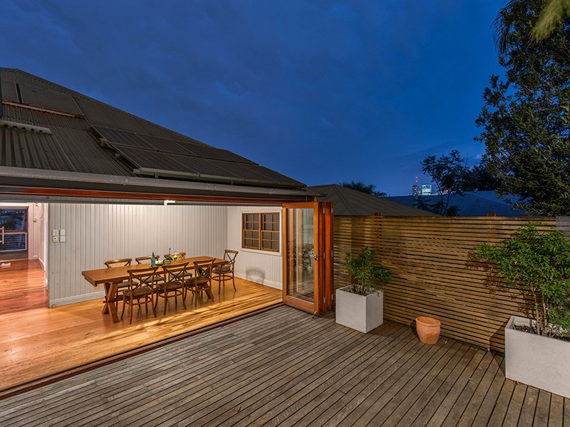 10 Hastings Street, Teneriffe QLD 4005