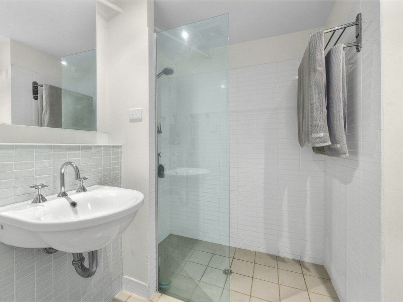 321/64 Macquarie Street, Teneriffe QLD 4005