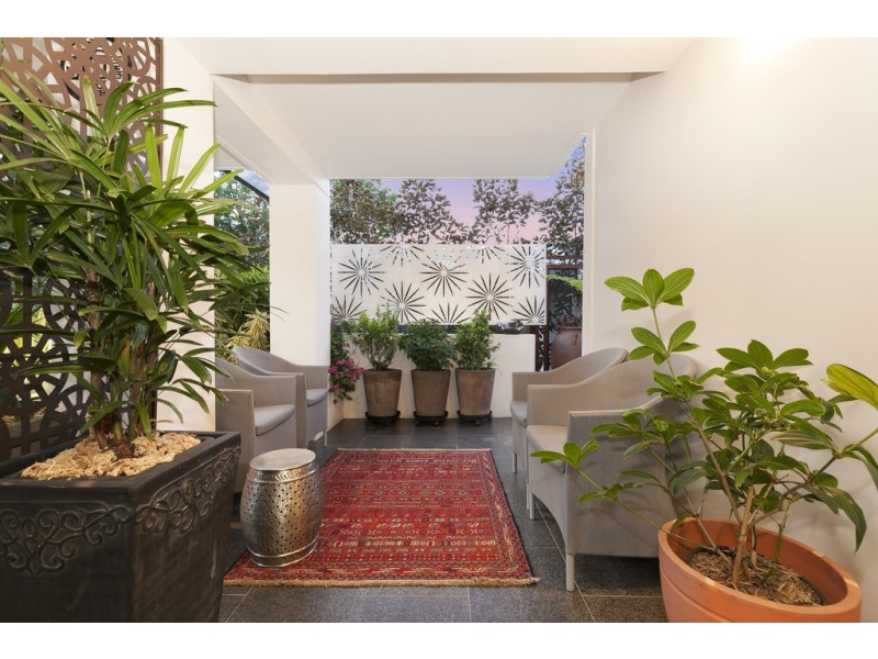 23 High Street, Milton QLD 4064