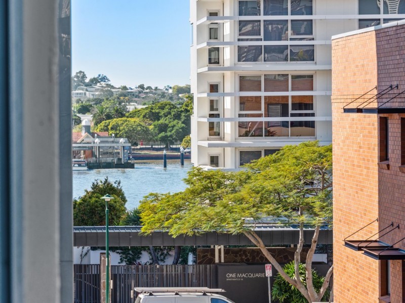 207/24 Macquarie Street, Teneriffe QLD 4005