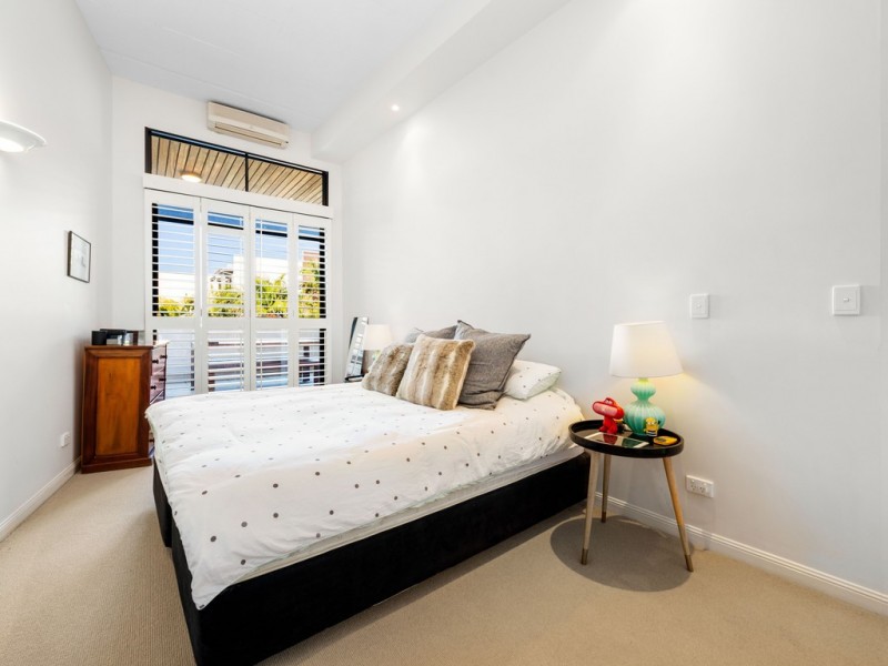 207/24 Macquarie Street, Teneriffe QLD 4005