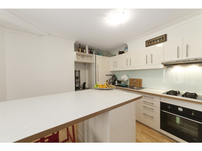 4/32 Newstead Terrace, Newstead QLD 4006