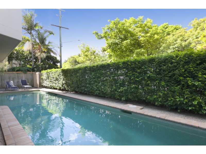 4/32 Newstead Terrace, Newstead QLD 4006