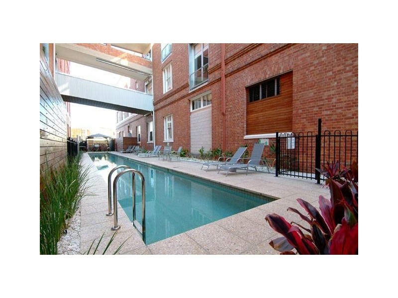 304/64 Macquarie Street, Teneriffe QLD 4005