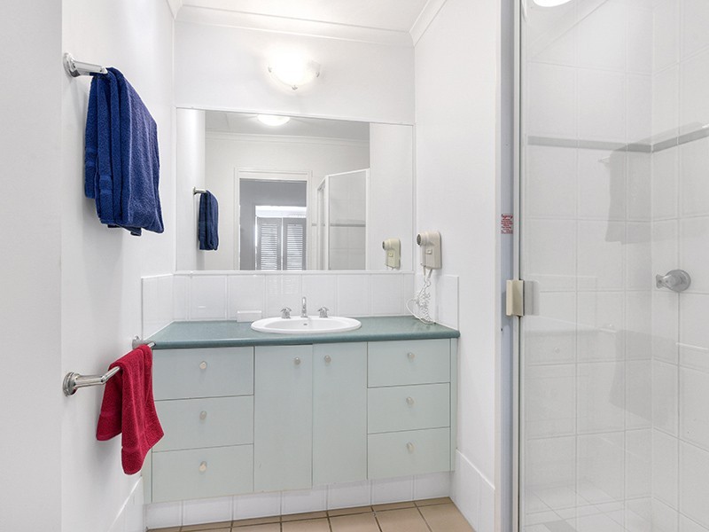 60/39 Vernon Tce, Teneriffe QLD 4005