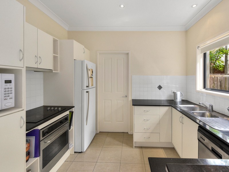 4/47 Leicester Street, Coorparoo QLD 4151