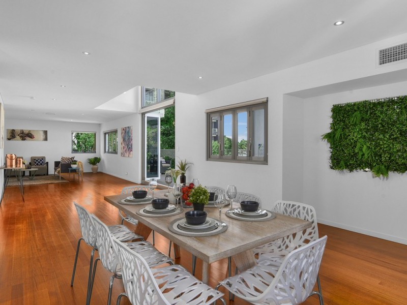 2/69 Kingsholme Street, Teneriffe QLD 4005