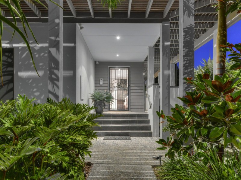 19 Alleena Street, Chermside QLD 4032