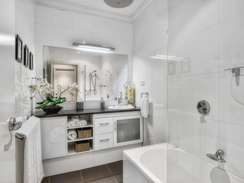 19 Alleena Street, Chermside QLD 4032