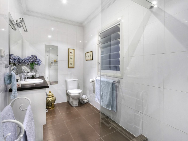 19 Alleena Street, Chermside QLD 4032