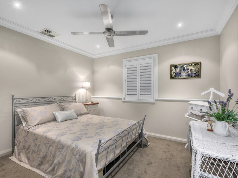 19 Alleena Street, Chermside QLD 4032