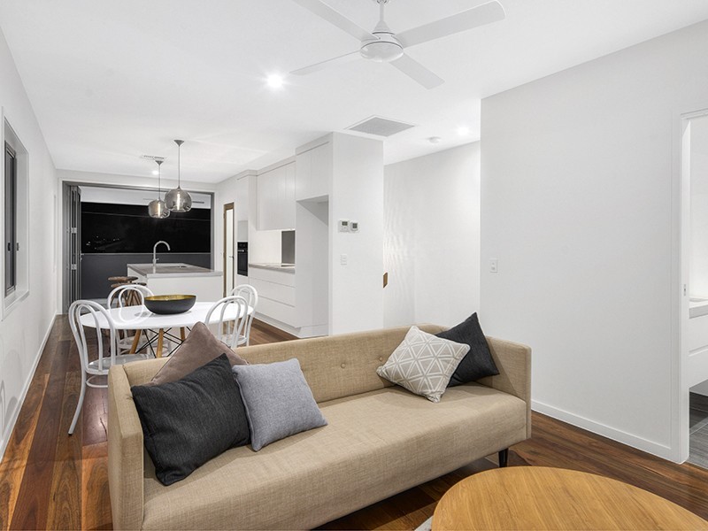 2/27 Hunter Street, Wooloowin QLD 4030