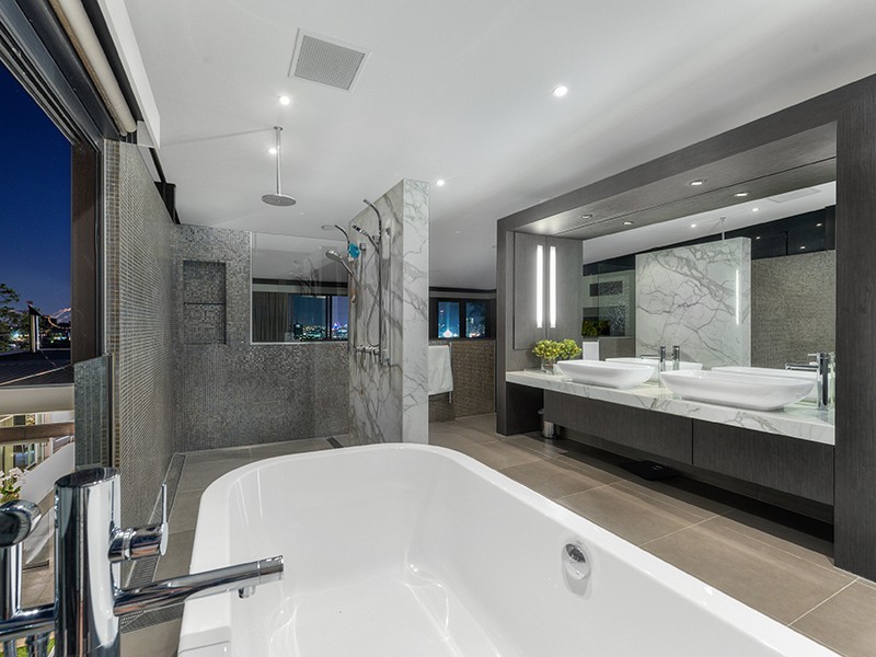 10 Morgan Street, Ascot QLD 4007