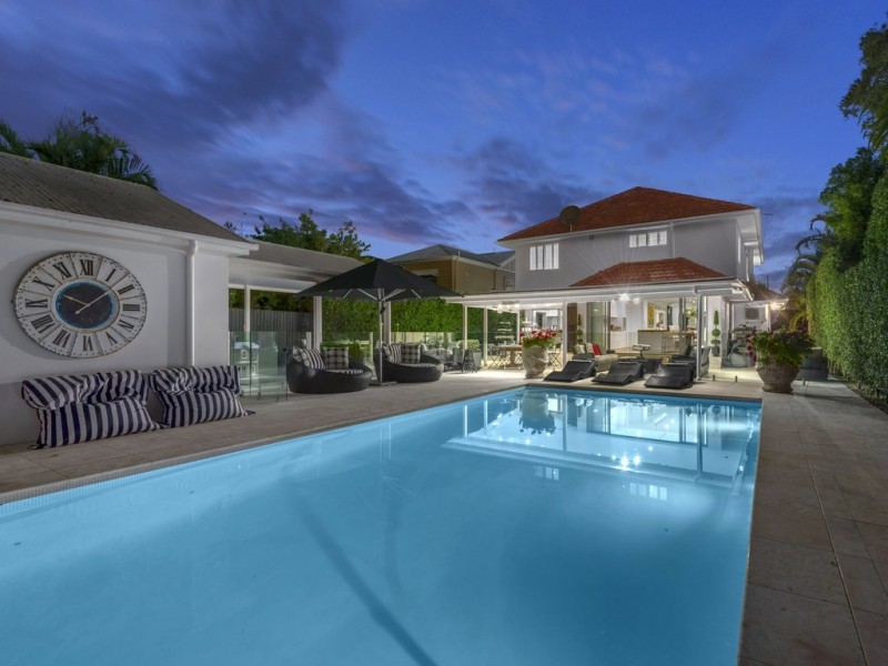 27 Westwood Street, Wavell Heights QLD 4012