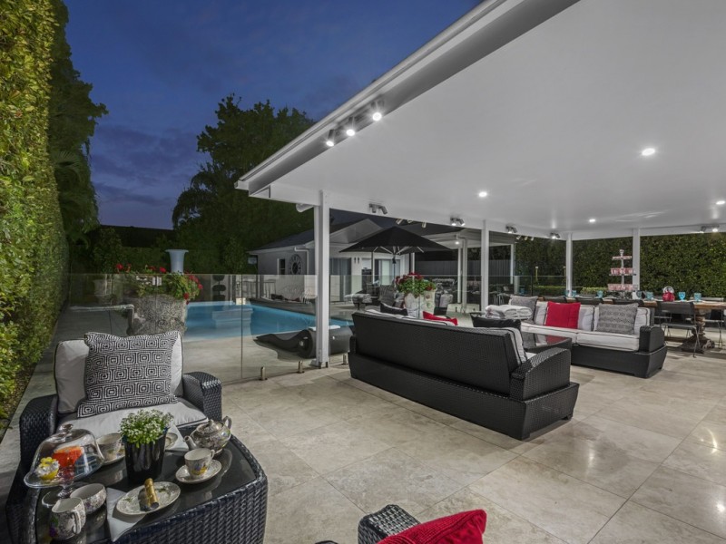 27 Westwood Street, Wavell Heights QLD 4012