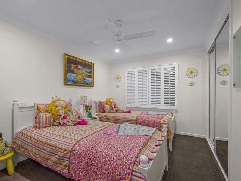 27 Westwood Street, Wavell Heights QLD 4012