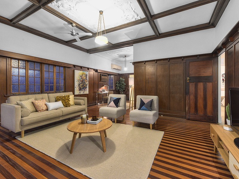 16 Teneriffe Drive, Teneriffe QLD 4005