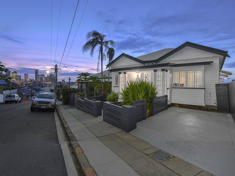 16 Teneriffe Drive, Teneriffe QLD 4005