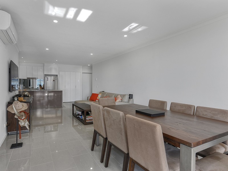 2101/8 Lochaber Street, Dutton Park QLD 4102