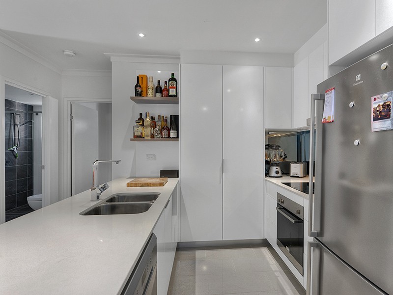 2101/8 Lochaber Street, Dutton Park QLD 4102