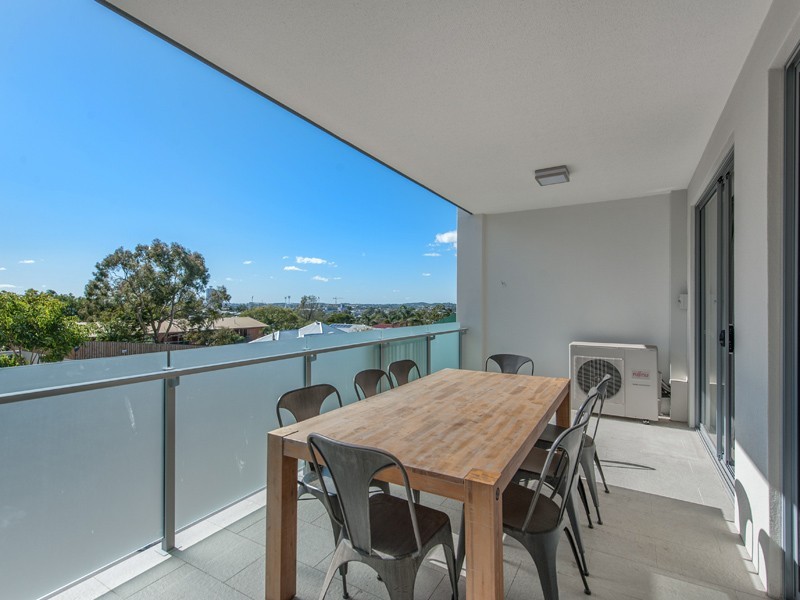 2101/8 Lochaber Street, Dutton Park QLD 4102