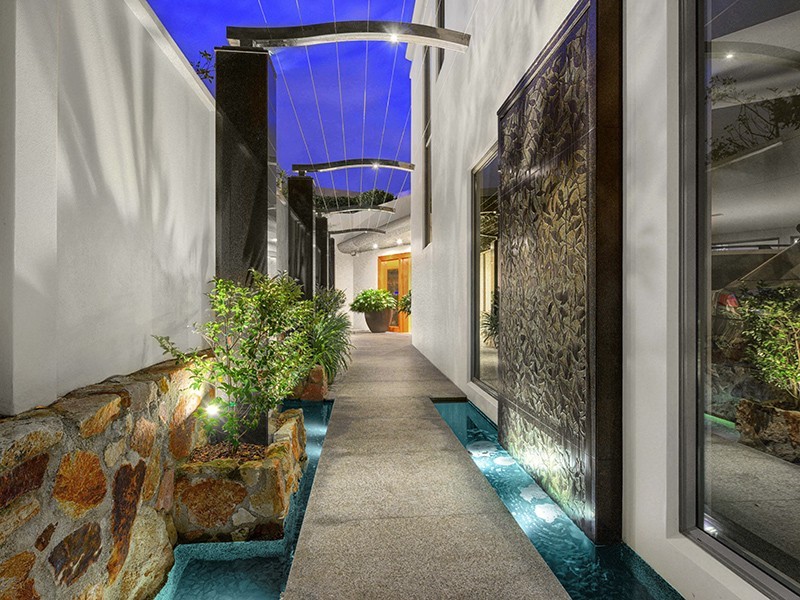 1 Leopard Street, Kangaroo Point QLD 4169