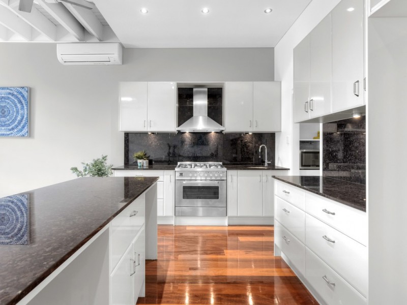 75/54 Vernon Terrace, Teneriffe QLD 4005