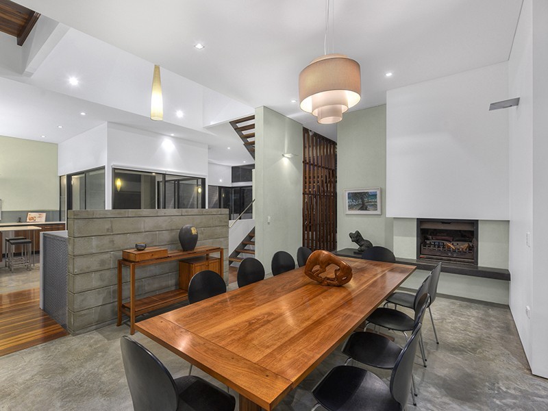 42 Prince Edward Parade, Redcliffe QLD 4020