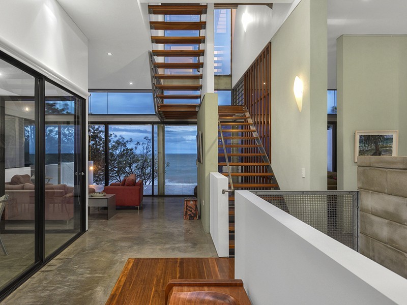 42 Prince Edward Parade, Redcliffe QLD 4020