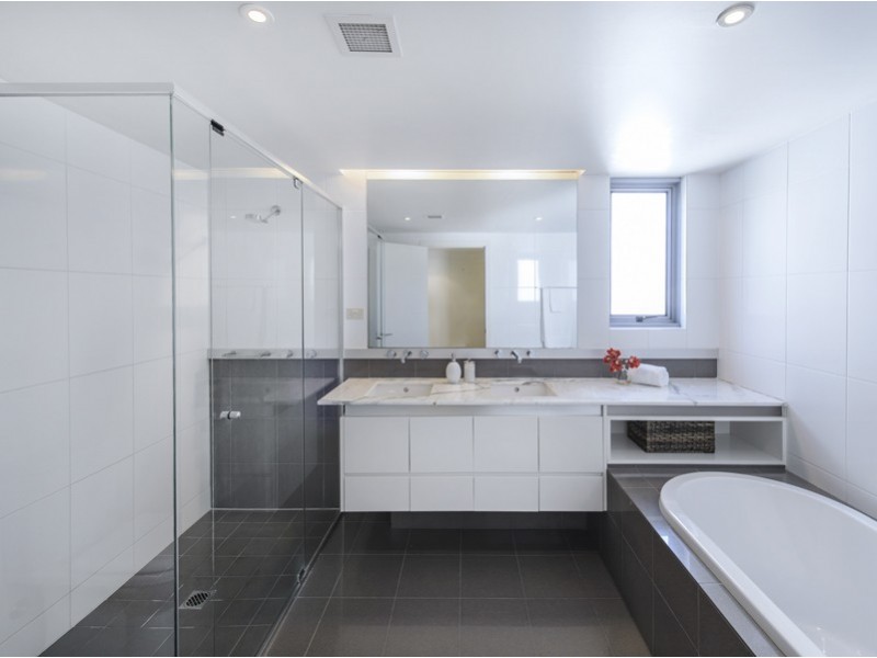 3443/30 Hollins Crescent, New Farm QLD 4005