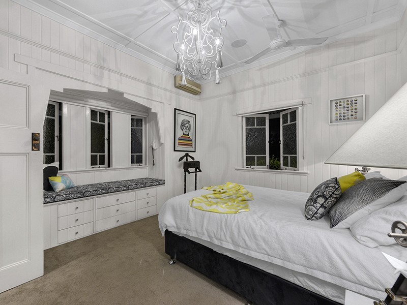 33 Adelaide Street, Clayfield QLD 4011